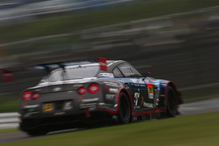 ノックアウト予選: IWASAKI OGT Racing GT-R（岩崎祐貴／イゴール・スシュコ組）