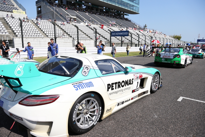 第1レース: 谷口信輝（GT3:PETRONAS SYNTIUM SLS AMG GT3）