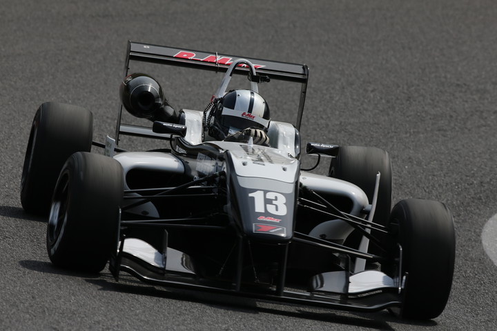 2014年全日本F3参戦マシンラインアップ: 吉田基良（B-MAX RACING F312）