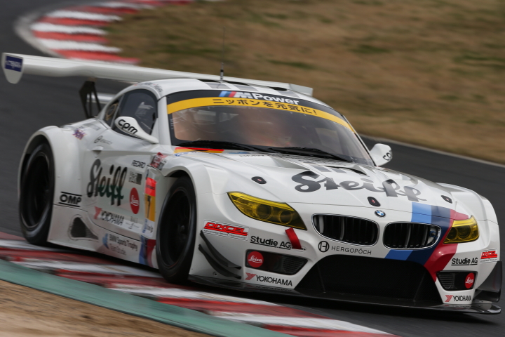ノックアウト予選: ヨルグ・ミューラー／荒聖治組（GT300:Studie BMW Z4）