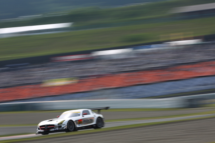 決勝レース: 土屋武士（GT300:グリーンテック SLS AMG GT3）