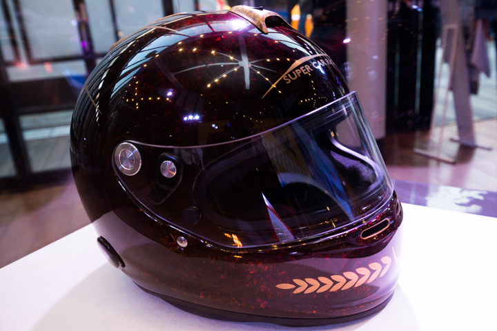 キッズプロジェクト＆2014シリーズ表彰式: 副賞漆塗りヘルメット