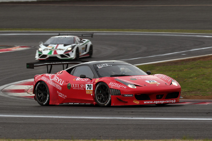 カテゴリーⅠ優勝のNAORYU組フェラーリ458Itaria GT3