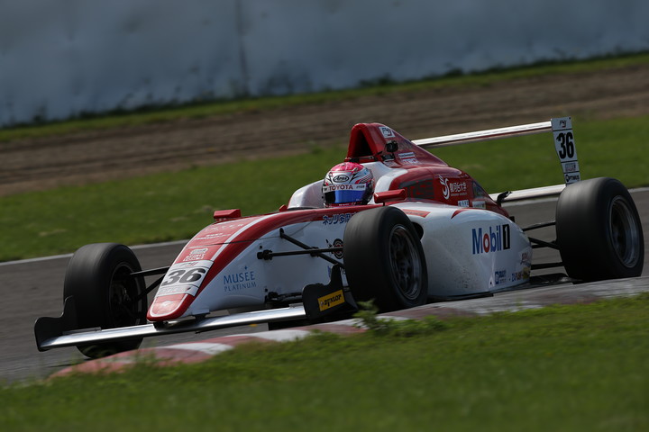 優勝は坪井翔（FTRSスカラシップF4）