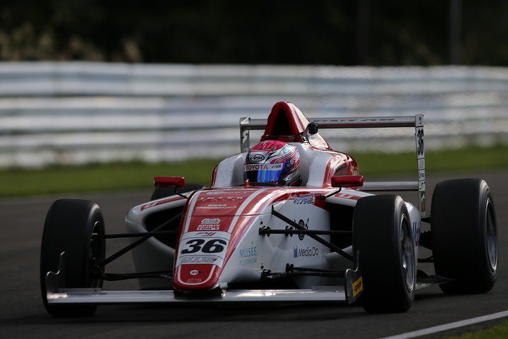 優勝は坪井翔（FTRSスカラシップF4）