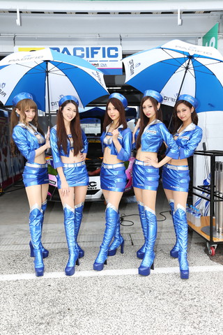 ピットウォーク: レースクイーン