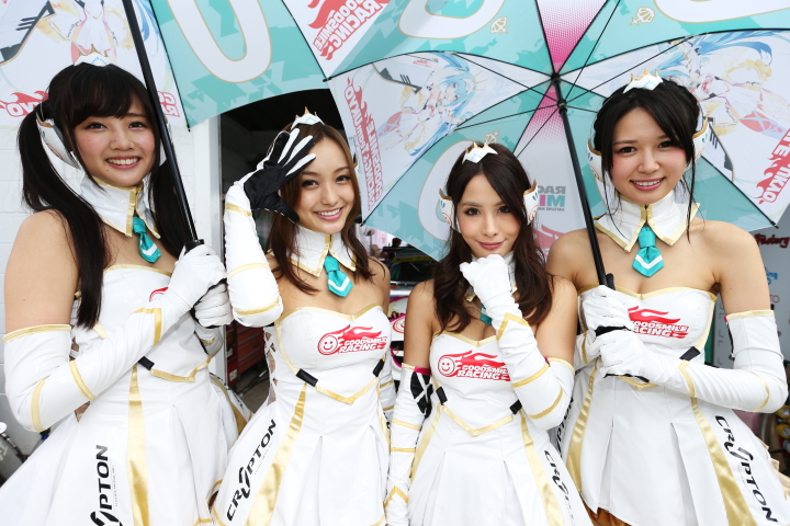 ピットウォーク: レースクイーン