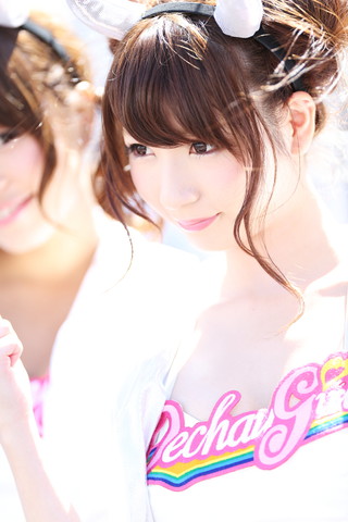 ピットウォーク: レースクイーン