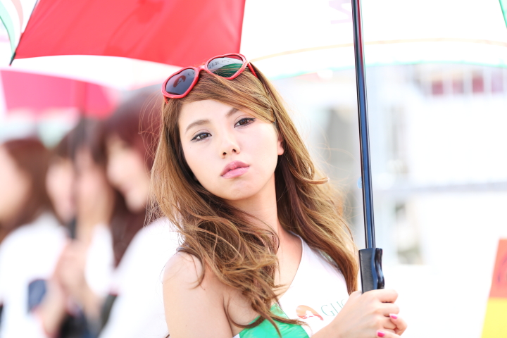 ピットウォーク: レースクイーン