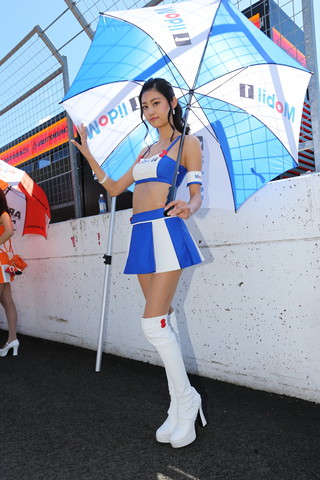 ピットウォーク: レースクイーン