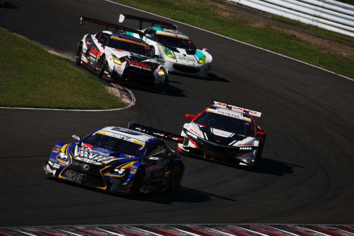 決勝レース: 関口雄飛（WedsSport ADVAN RC F）