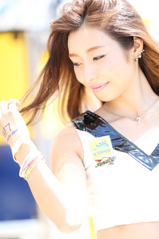 ピットウォーク: レースクイーン