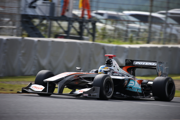 ノックアウト予選Q2: 石浦宏明（P.MU/CERUMO・INGING SF14）