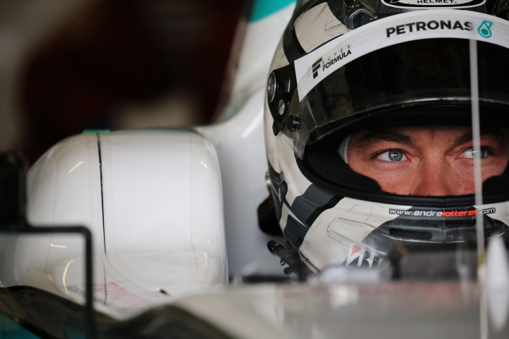 ウォームアップ: アンドレ・ロッテラー（PETRONAS TOM’S SF14）