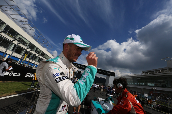 スターティンググリッド: アンドレ・ロッテラー（PETRONAS TEAM TOM'S）