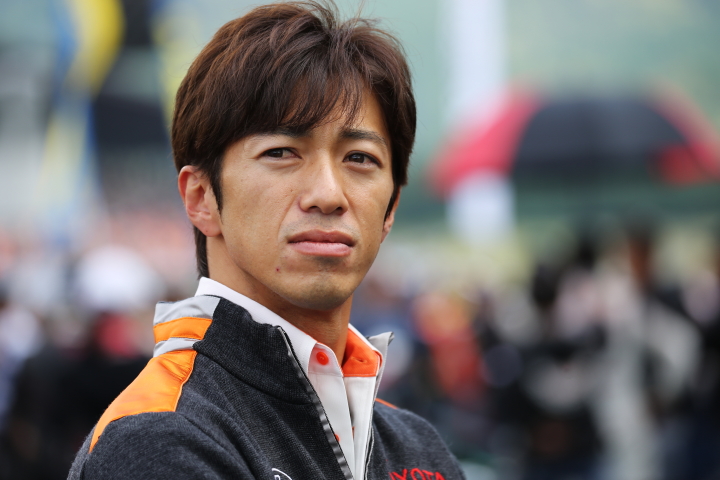 スターティンググリッド: 立川祐路監督（P.MU/CERUMO・INGING）