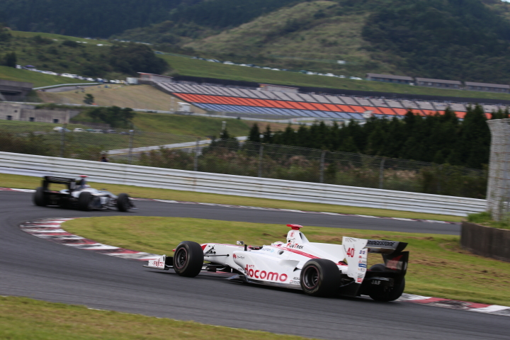 決勝レース: 野尻智紀（DOCOMO DANDELION M40S SF14）