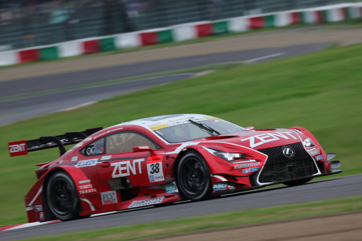 GT500クラスノックアウト予選Q2: 立川祐路（ZENT CERUMO RC F）