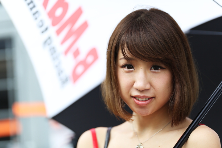 ピットウォーク: レースクイーン