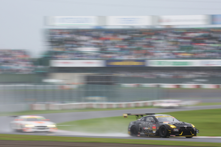 決勝レース: 吉田広樹／田中篤／成澤正人組（GT300クラス・RUNUP Group&DOES GT-R）