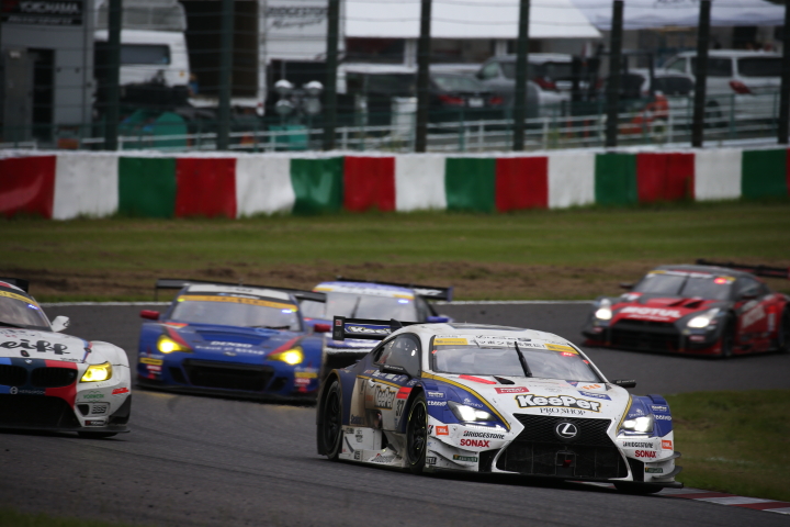 決勝レース: アンドレア・カルダレッリ／平川亮組（GT500クラス・KeePer TOM'S RC F）