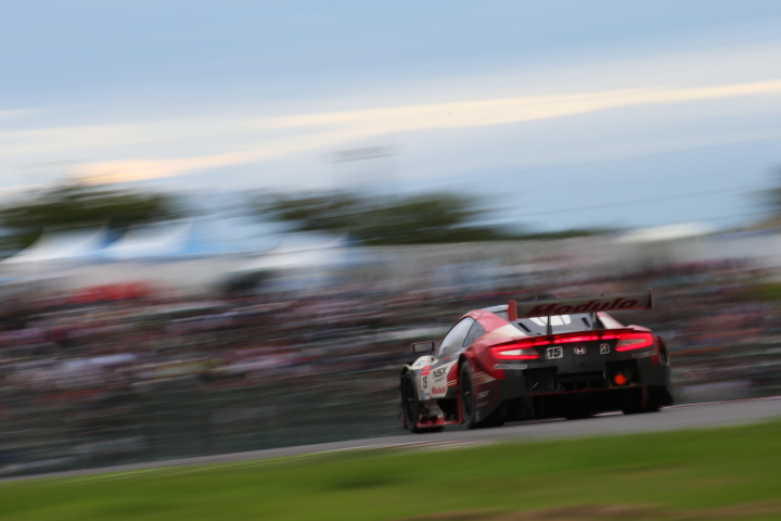 決勝レース: 小暮卓史／オリバー・ターベイ組（GT500クラス・ドラゴモデューロNSX CONCEPT-GT）