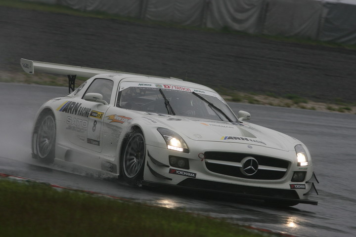 フリー走行: 総合＆ST-Xクラストップタイムは永井宏明／佐々木孝太／高田匠組（ARN AMG SLS GT3）