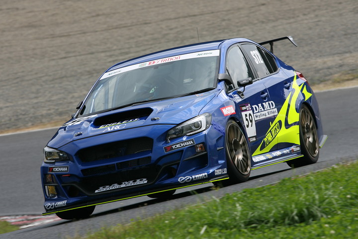 ST-2クラスポールポジションは大澤学／松田晃司／吉田寿博組（DAMD MOTUL ED WRX STI）
