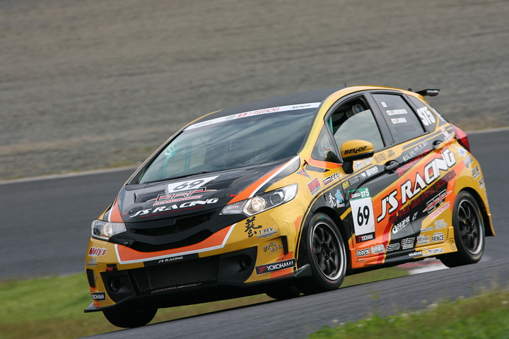 ST-5クラスポールポジションは大野尊久／梅本淳一／赤星陽太郎組（BRP☆J'S RACINGフィット）