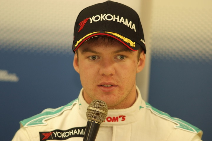 決勝記者会見: 優勝したニック・キャシディ（PETRONAS TEAM TOM'S）