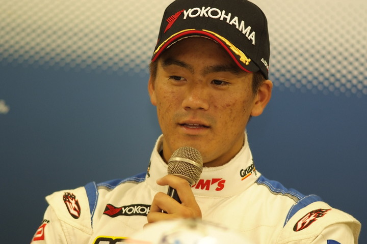 決勝記者会見: Nクラスで優勝した小河諒（PETRONAS TEAM TOM'S）