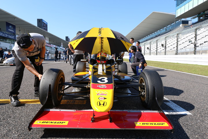 決勝3位の今井龍太（B-MAX・PARABOLEエンドレス）