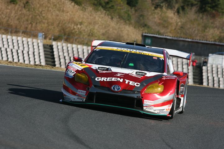 練習走行: GT300クラストップタイムは嵯峨宏紀／中山雄一組（TOYOTA PRIUS apr GT）