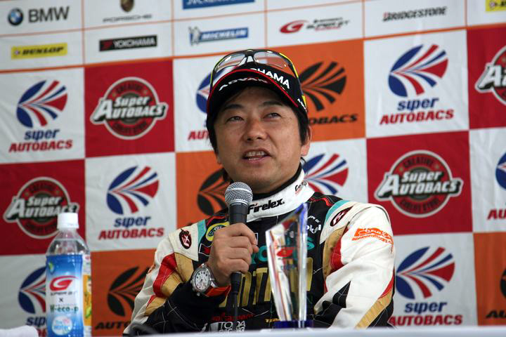 公式予選記者会見： GT500クラスポールシッターの加藤寛規（Cars Tokai Dream28）