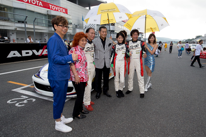 富士を訪れたゲストの方々