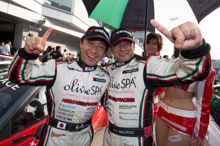 カテゴリーⅠで優勝した佐々木孝太（左）とNAORYU（右）