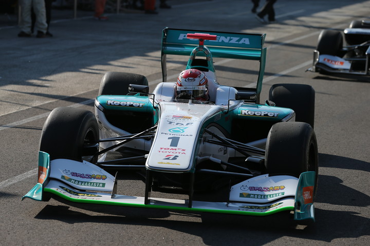 ノックアウト予選: 予選2位は中嶋一貴（PETRONAS TOM’S SF14）