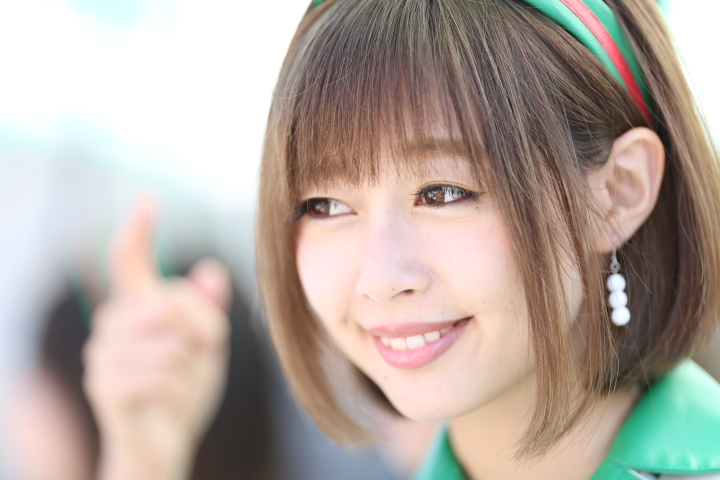 ピットウォーク: レースクイーン