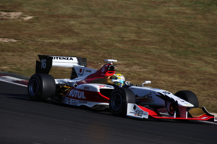 ノックアウト予選Q1: 山本尚貴（TEAM 無限SF14）