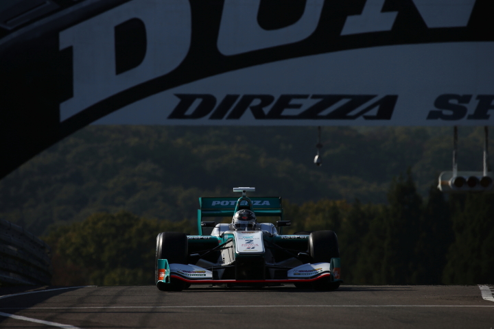 ノックアウト予選Q1: アンドレ・ロッテラー（PETRONAS TOM’S SF14）