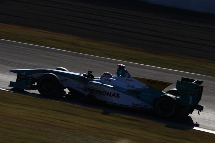 ノックアウト予選Q3: 中嶋一貴（PETRONAS TOM’S SF14）