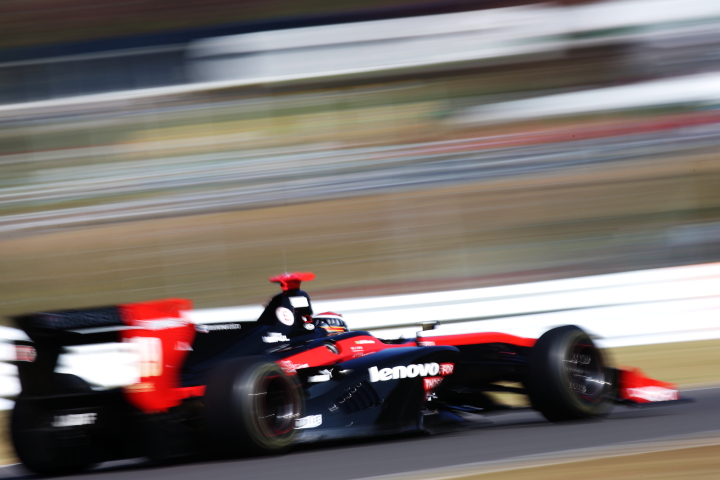 フリー走行: ジョアオ・パオロ・デ・オリベイラ（LENOVO TEAM IMPUL SF14）