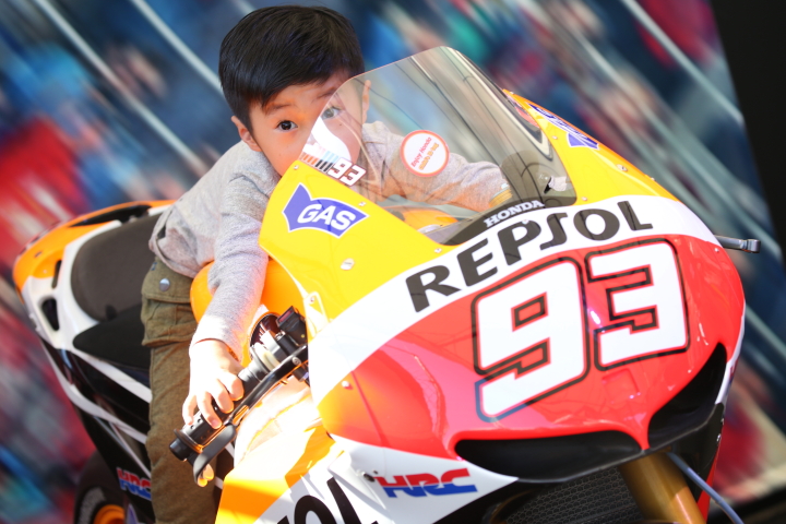 エンジョイホンダ: RC213Vフルバンク体験