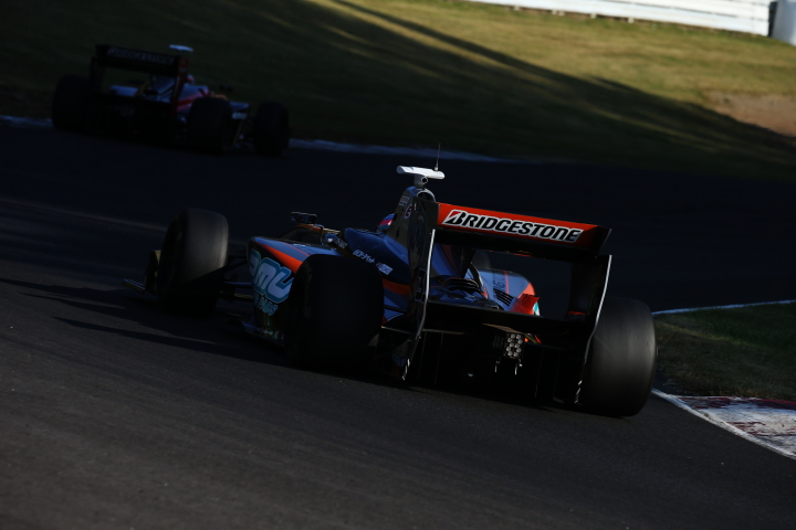 決勝レース: 国本雄資（P.MU/CERUMO・INGING SF14）