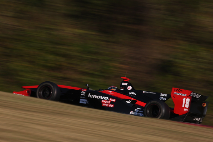 決勝レース: ジョアオ・パオロ・デ・オリベイラ（LENOVO TEAM IMPUL SF14）