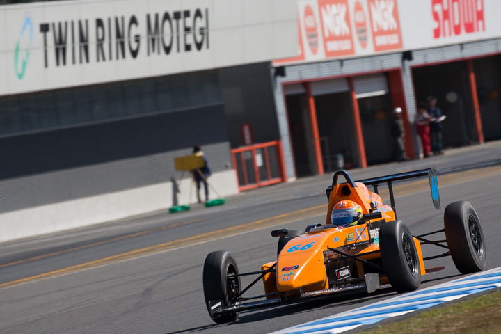 決勝3位は飛田陽宏（Deep-R・関口10VED）