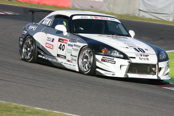フリー走行: ST-4クラストップタイムは藤田竜樹／吉本晶哉／筒井克彦組TRACY SPORTS ings SSR S2000）
