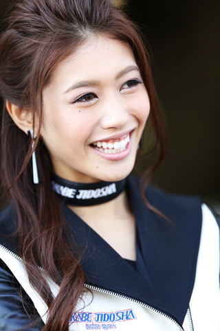 ピットウォーク: レースクイーン