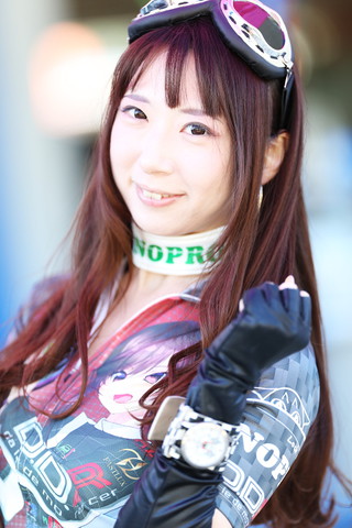 ピットウォーク: レースクイーン