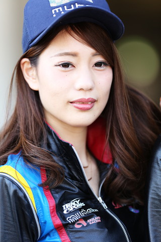 ピットウォーク: レースクイーン